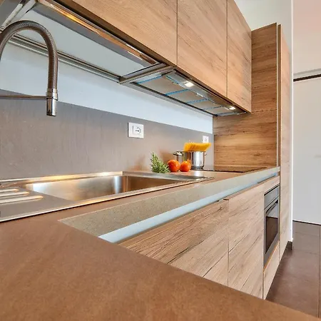 Il Sole House Holiday home Lierna