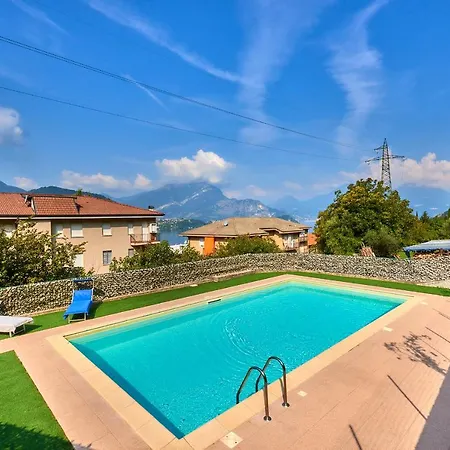 Il Sole House Holiday home Lierna